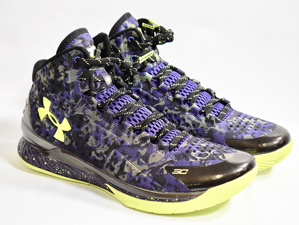 Stephen Curry / Under Armour Dark Matter Sneakers
